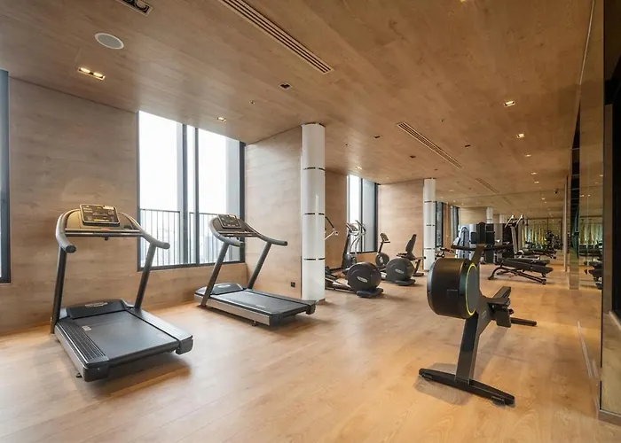 Walktobts>emdistrict/cityviewpool&gym/wifi/washer Апартаменты *